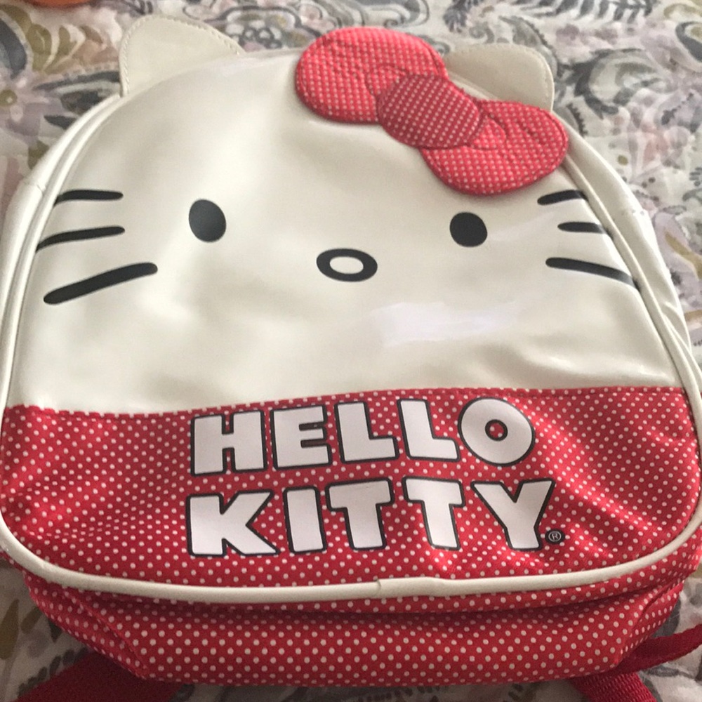Hello kitty backpack - Picture 2 of 8